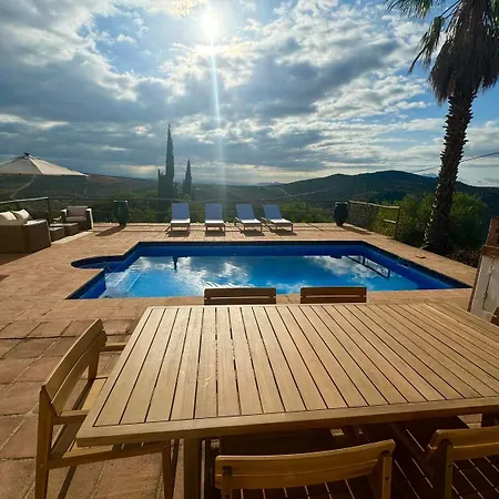 Casa De Olivos Carola Tatil Evi Tolox