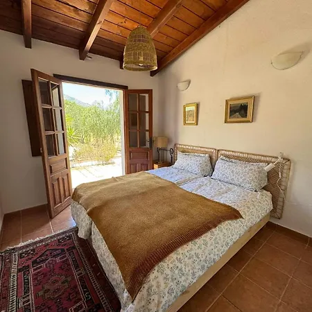 Casa De Olivos Carola *
