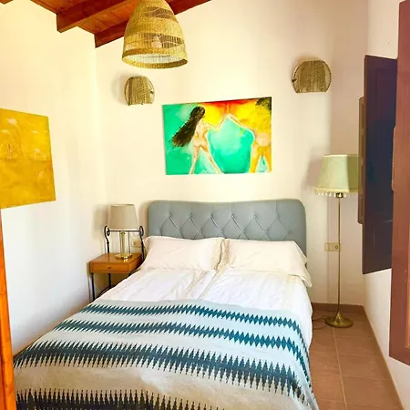 Casa De Olivos Carola Holiday home *