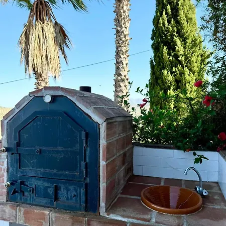 Casa De Olivos Carola Holiday home *